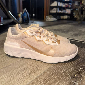 Nike Explore Strada Light Soft Pink Metallic Red Bronze Sz9